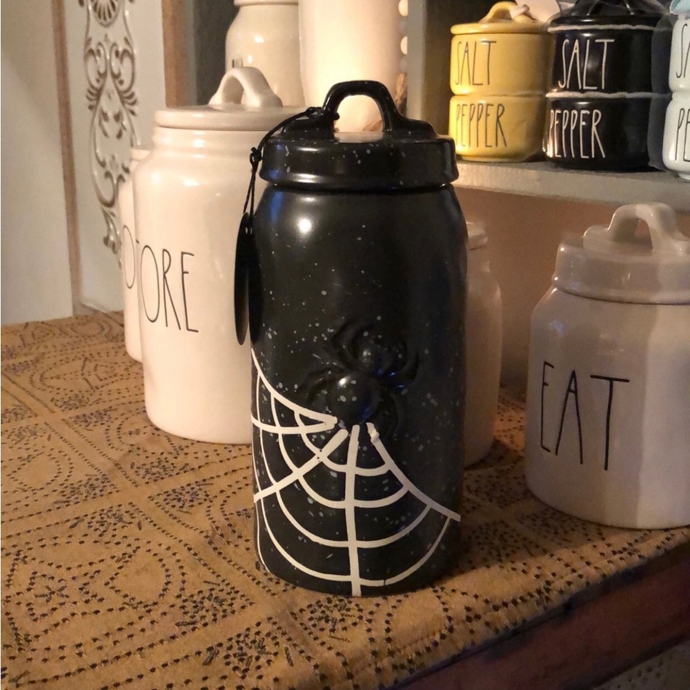 Global Design Concepts Spider & Cobweb Skinny Canister
